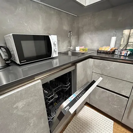 Bon Bon Cavour آستي